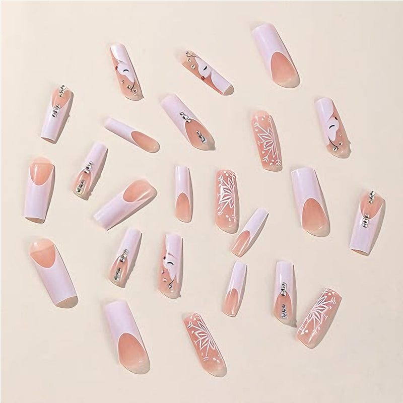 Deer and Snowflake Press-On Nail Set - 24 Pieces