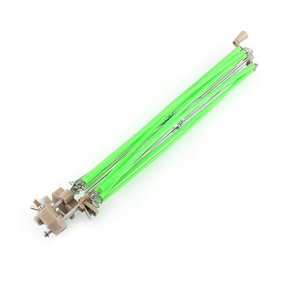 Hand-Operated Yarn Swift with Expanding Frame